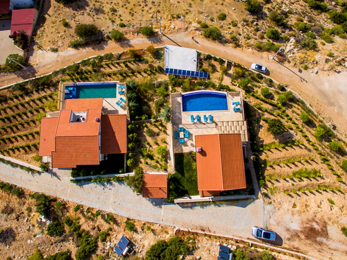  gece  -  Kasım
  | Kalkan Sarıbelen Villa Kiralama: Isıtmalı, Korunaklı Havuzlu, Doğa İçinde, 6 Kişilik